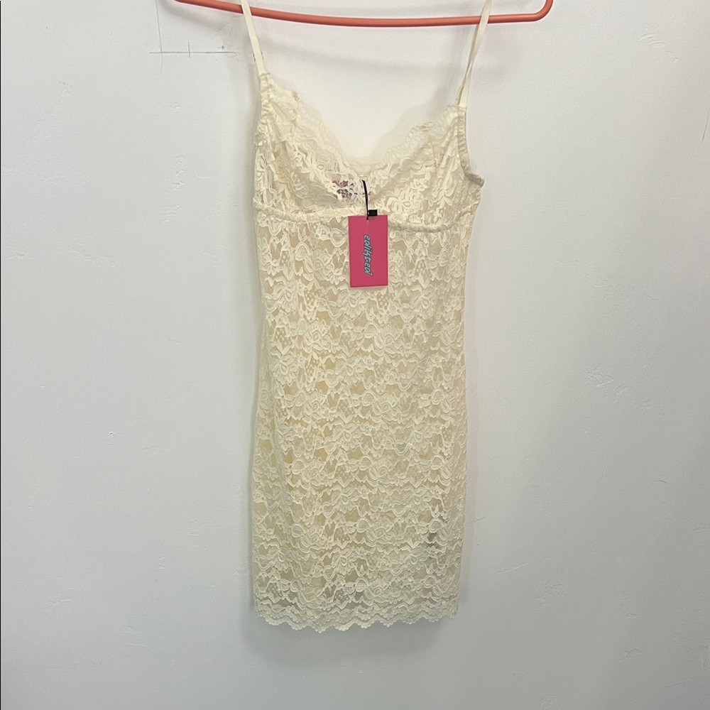 Edikted Elegant Cream Lace Slip Dress medium NWT